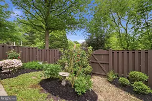 6001 Keble Dr, Alexandria, VA 22315 - Photo 41