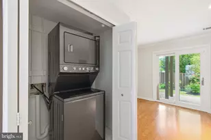 6001 Keble Dr, Alexandria, VA 22315 - Photo 35