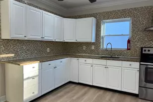 7925 Ashboro Dr, Alexandria, VA 22309 - Photo 9