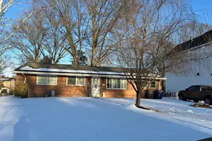 7925 Ashboro Dr, Alexandria, VA 22309 - Photo 35