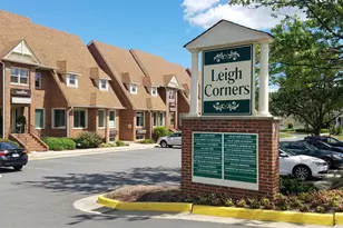 10132 Colvin Run Rd, Great Falls, VA 22066 - Photo 1