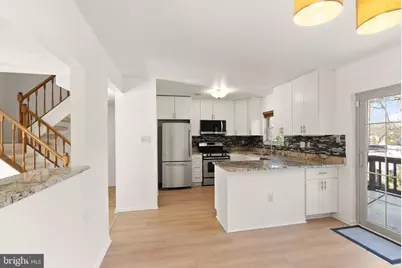 7829 Mount Woodley Place, Alexandria, VA 22306 - Photo 15