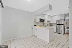 2005 Wethersfield Ct, Reston, VA 20191 - Photo 17