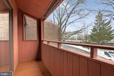 2005 Wethersfield Court, Reston, VA 20191 - Photo 25