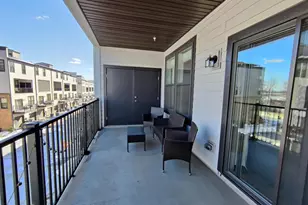 12110 Loblolly Dr, Fairfax, VA 22033 - Photo 3