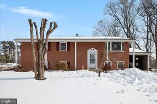 7201 Sydenstricker Rd, Springfield, VA 22152 - Photo 1