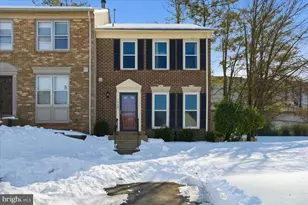 14187 Royal Oak Ln, Centreville, VA 20120 - Photo 3
