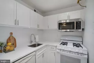 3100 S Manchester St, Falls Church, VA 22044 - Photo 1