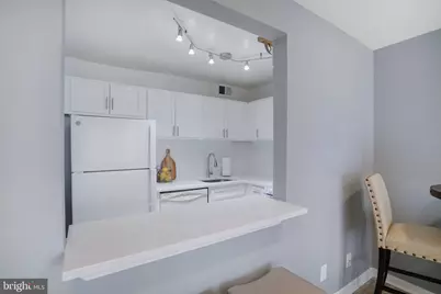 3100 S Manchester Street #909, Falls Church, VA 22044 - Photo 5