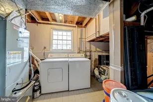 6515 Skylemar Trail, Centreville, VA 20121 - Photo 27