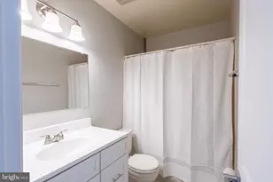 10206 Willow Mist Ct, Oakton, VA 22124 - Photo 25