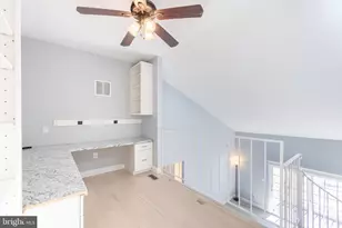 10206 Willow Mist Ct, Oakton, VA 22124 - Photo 27