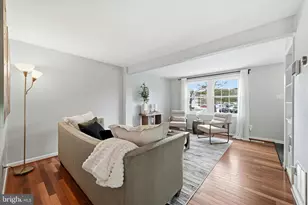 5211 Pleasure Cove Court, Alexandria, VA 22315 - Photo 9