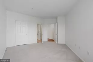 3851 Aristotle Ct, Fairfax, VA 22030 - Photo 11