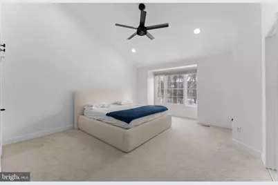 11433 Heritage Oak Court, Reston, VA 20194 - Photo 19