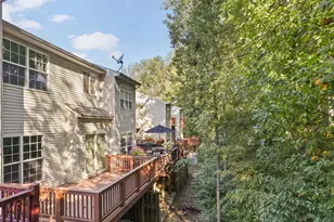 8363 Jovin Cir, Springfield, VA 22153 - Photo 17