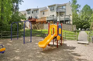 8363 Jovin Cir, Springfield, VA 22153 - Photo 19