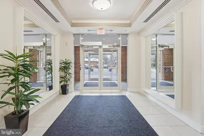 4490 Market Commons Drive #112, Fairfax, VA 22033 - Photo 27