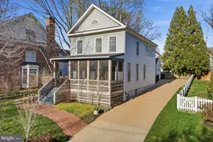 1433 Buena Vista Ave, McLean, VA 22101 - Photo 1