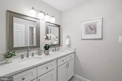 10225 Forest Lake Drive, Great Falls, VA 22066 - Photo 45