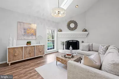 10225 Forest Lake Drive, Great Falls, VA 22066 - Photo 21