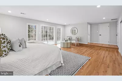 10225 Forest Lake Drive, Great Falls, VA 22066 - Photo 35