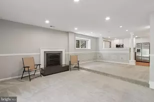 3769 Persimmon Cir, Fairfax, VA 22031 - Photo 5