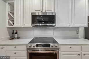 3769 Persimmon Cir, Fairfax, VA 22031 - Photo 19