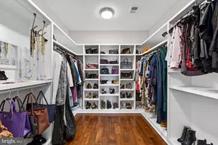 9222 Brian Dr, Vienna, VA 22180 - Photo 57