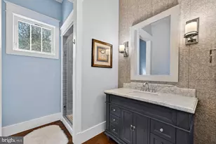 9222 Brian Dr, Vienna, VA 22180 - Photo 43