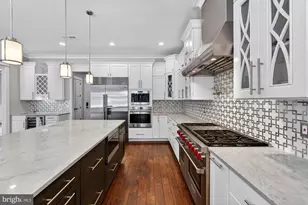 9222 Brian Dr, Vienna, VA 22180 - Photo 29