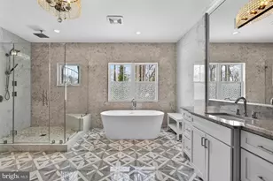 9222 Brian Dr, Vienna, VA 22180 - Photo 61