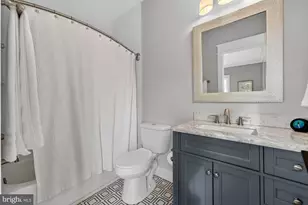 9222 Brian Dr, Vienna, VA 22180 - Photo 73