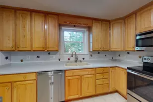 2527 Bull Run Ct, Vienna, VA 22180 - Photo 7