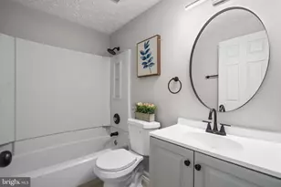 5570 Caithness Ct, Fairfax, VA 22032 - Photo 33