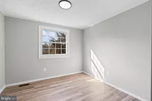 5570 Caithness Ct, Fairfax, VA 22032 - Photo 29