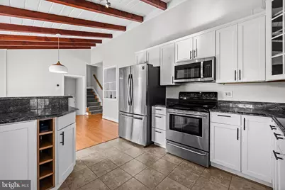 6813 Derrell Court, Alexandria, VA 22307 - Photo 13