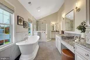 9127 Southwick St, Fairfax, VA 22031 - Photo 49