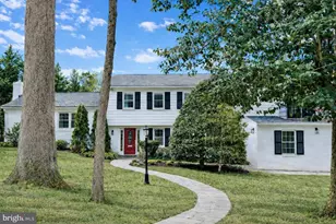 9127 Southwick St, Fairfax, VA 22031 - Photo 1