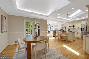 9127 Southwick St, Fairfax, VA 22031 - Photo 19