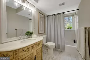 9127 Southwick St, Fairfax, VA 22031 - Photo 33