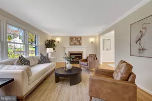 9127 Southwick St, Fairfax, VA 22031 - Photo 17