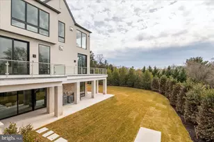 1306 Ballantrae Ct, McLean, VA 22101 - Photo 63