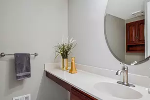 15131 Wetherburn Dr, Centreville, VA 20120 - Photo 19