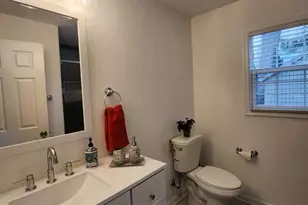 2050 Cherri Dr, Falls Church, VA 22043 - Photo 9