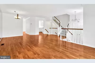 7413 Salford Court, Alexandria, VA 22315 - Photo 5