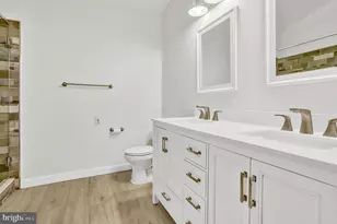 7413 Salford Ct, Alexandria, VA 22315 - Photo 43