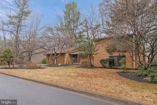 9103 Cricklewood Ct, Vienna, VA 22182 - Photo 1
