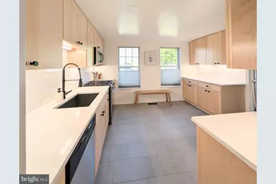 8939 Park Forest Drive, Springfield, VA 22152 - Photo 7