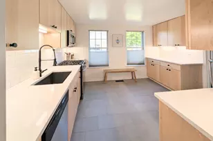 8939 Park Forest Dr, Springfield, VA 22152 - Photo 7